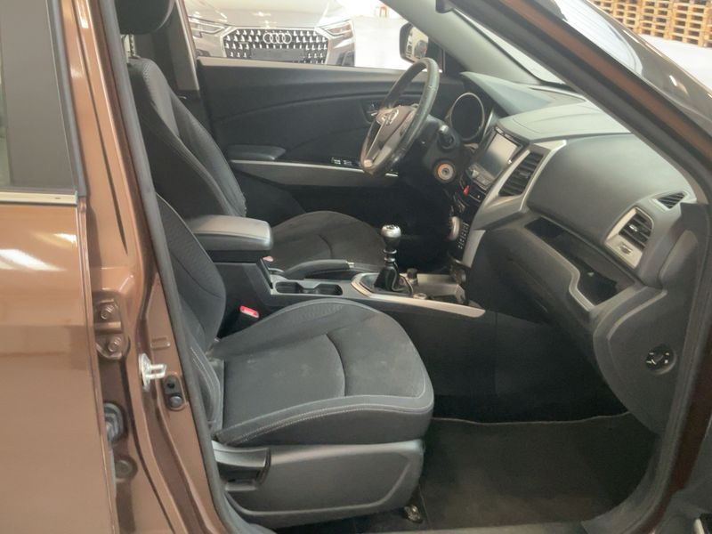Ssangyong Tivoli 1.6 Be 4x2 — zdjęcie 11