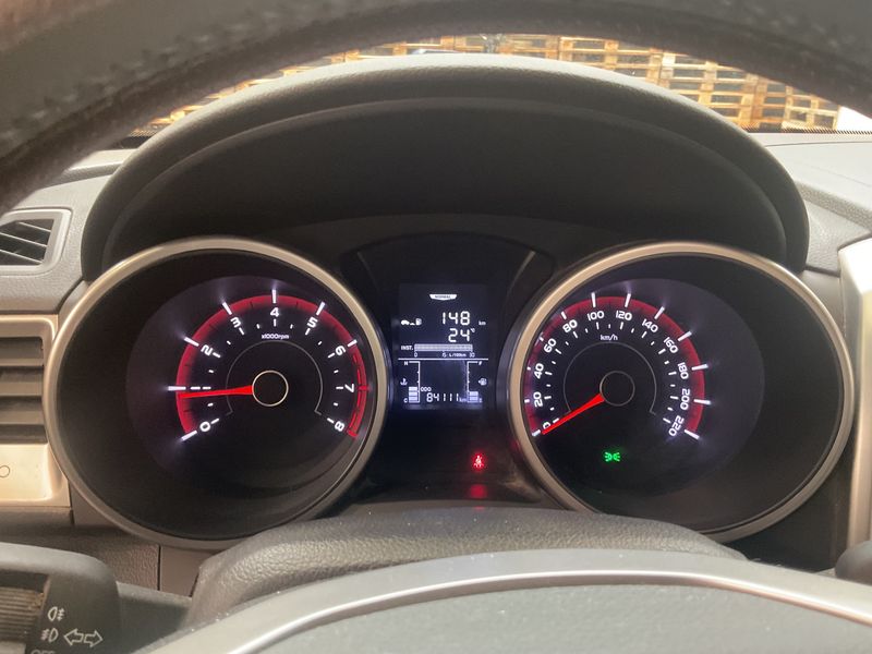 Ssangyong Tivoli 1.6 Be 4x2 — zdjęcie 13