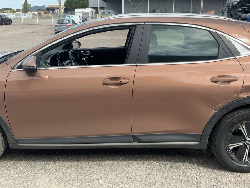 Kia XCeed 1.6 GDI Plug-in Hybrid Active — zdjęcie 4