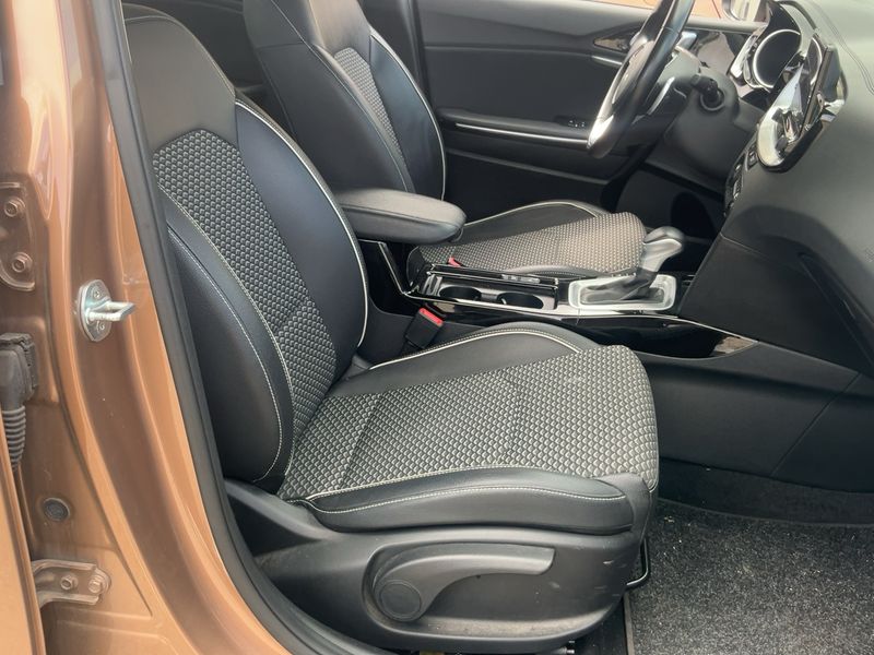 Kia XCeed 1.6 GDI Plug-in Hybrid Active — zdjęcie 11