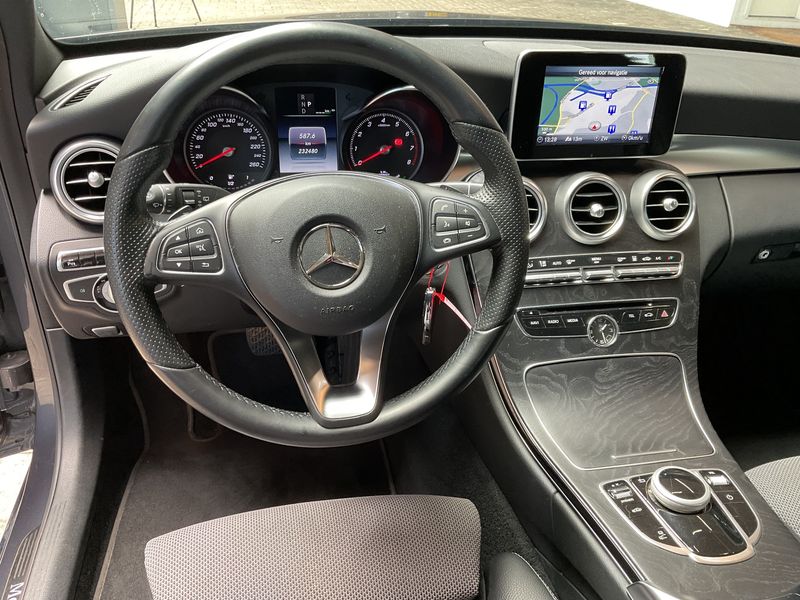 Mercedes-Benz C-Klasse C 350e T Avantgarde — zdjęcie 12
