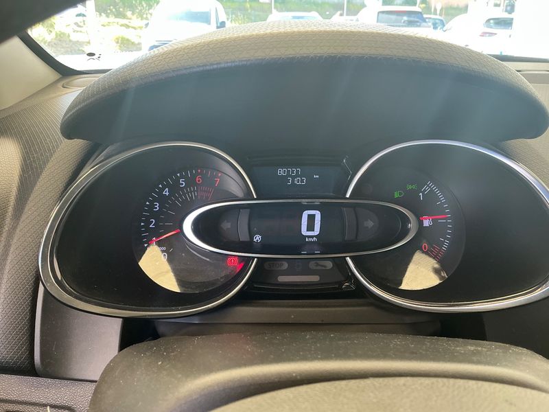 Renault Clio 0.9 Energy Limited — zdjęcie 13