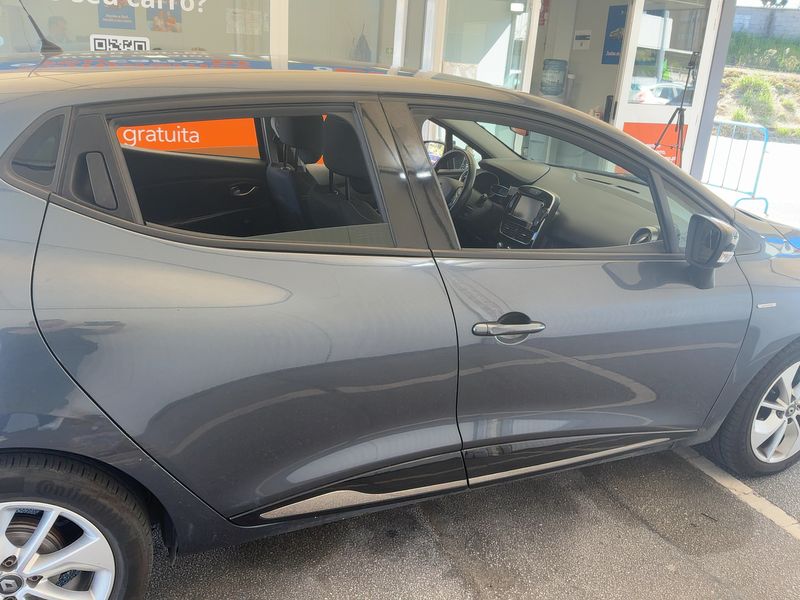 Renault Clio 0.9 Energy Limited — zdjęcie 7