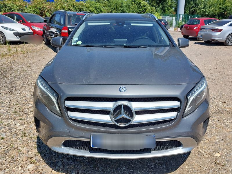 Mercedes-Benz GLA-Klasse GLA 200 d Urban — zdjęcie 7