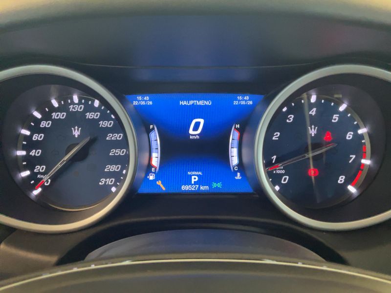 Maserati Ghibli 3.0 V6 TwinTurbo Gran Sport — zdjęcie 13