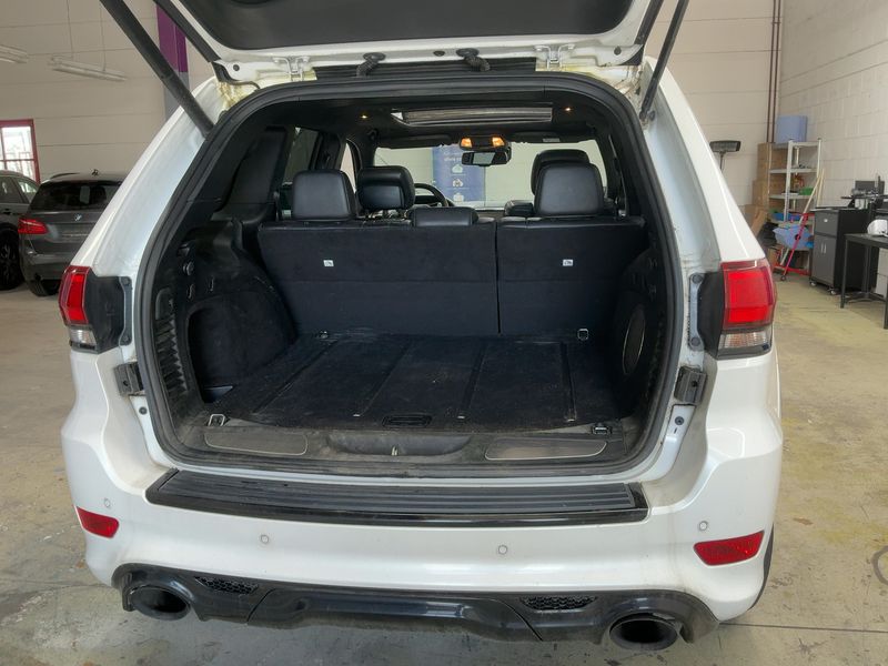 Jeep Grand Cherokee 6.4 V8 HEMI SRT — zdjęcie 10