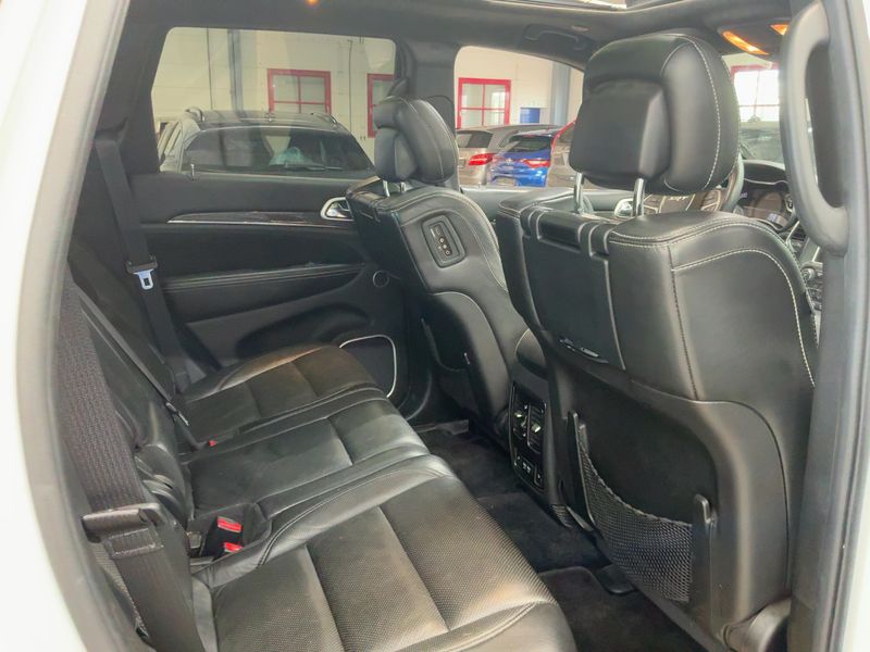 Jeep Grand Cherokee 6.4 V8 HEMI SRT — zdjęcie 14