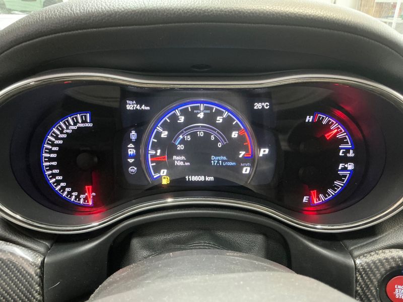 Jeep Grand Cherokee 6.4 V8 HEMI SRT — zdjęcie 13