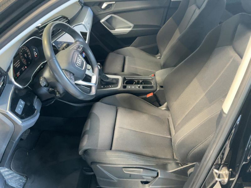 Audi Q3 Sportback 35 TFSI S line — zdjęcie 11