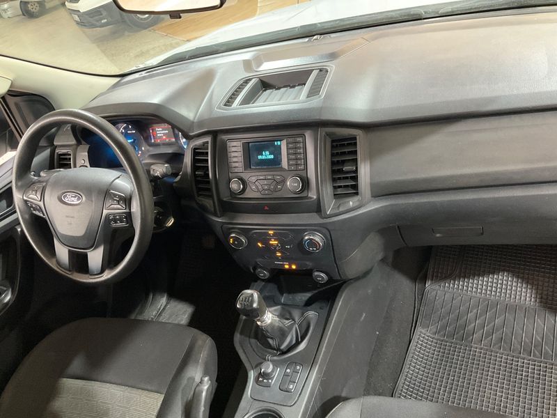 Ford Ranger 2.0 TDCi Einzelkabine 4x4 XL — zdjęcie 12
