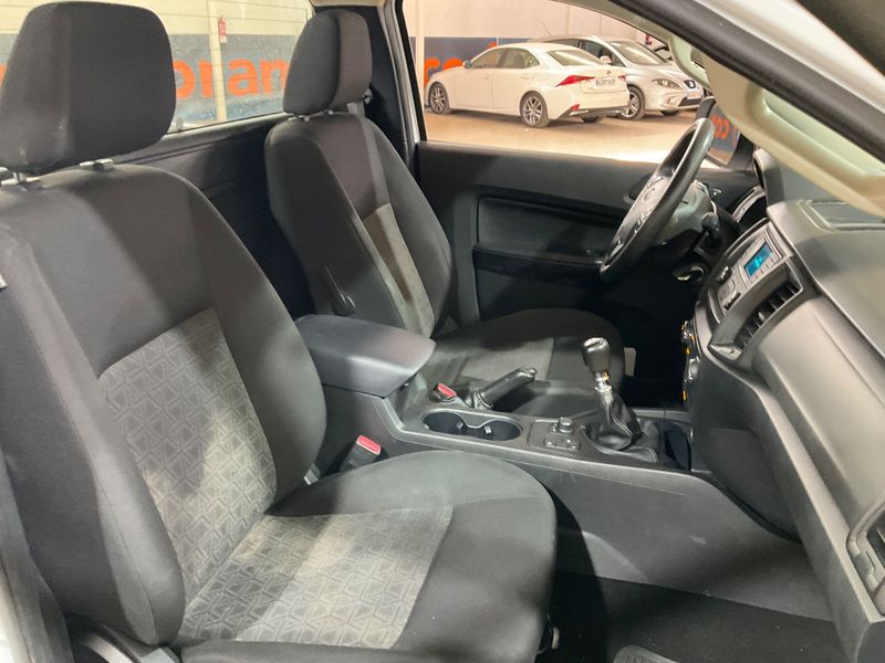 Ford Ranger 2.0 TDCi Einzelkabine 4x4 XL — zdjęcie 14