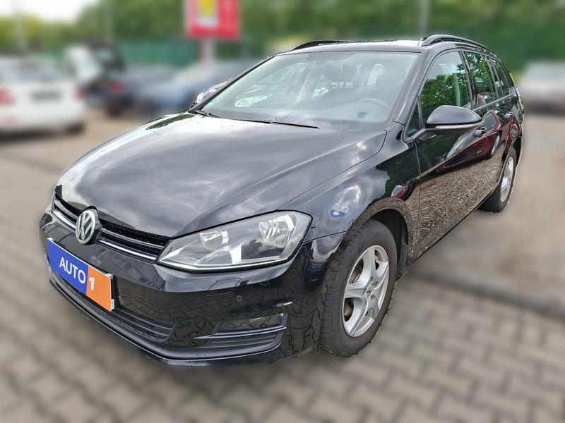 Volkswagen Golf VII 1.2 TSI Trendline BlueMotion Tech — zdjęcie 1