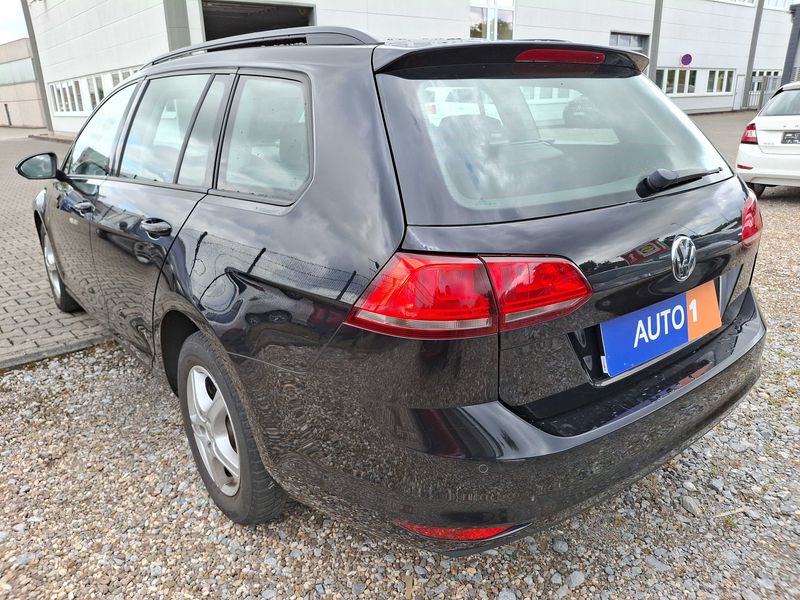Volkswagen Golf VII 1.2 TSI Trendline BlueMotion Tech — zdjęcie 3