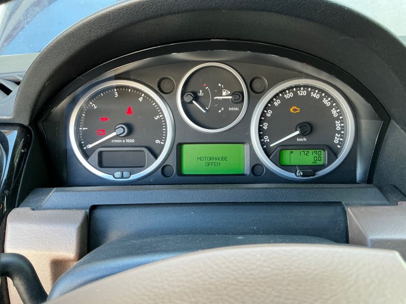 Land Rover Discovery 2.7 Td V6 TD HSE — zdjęcie 4
