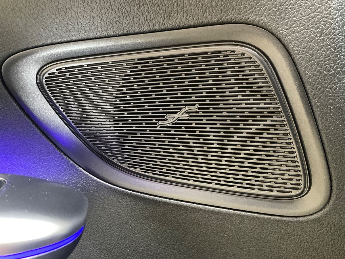 Mercedes-Benz C-Klasse 2022 — photo 34