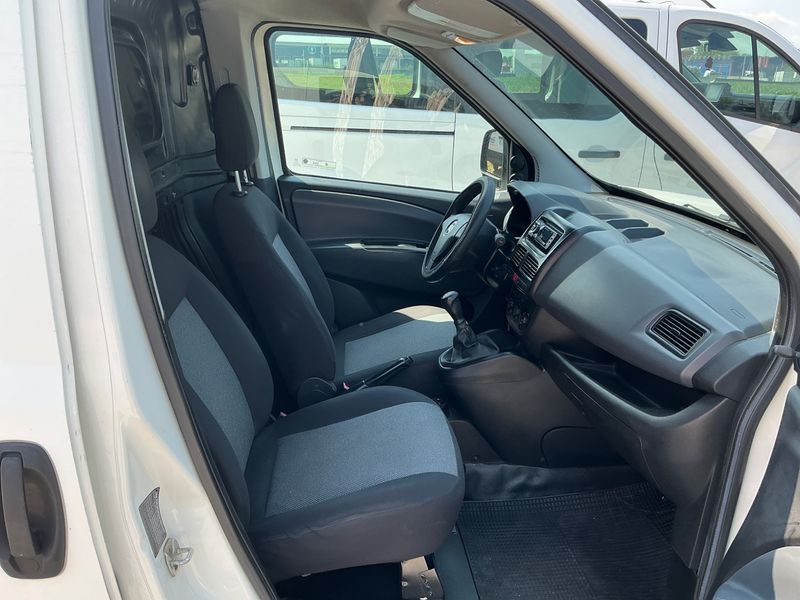 Fiat Doblo 1.3 JTD Basis Kasten — zdjęcie 3
