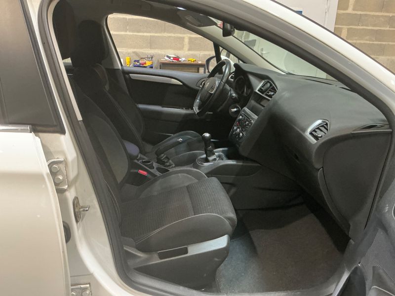 Citroen C4 1.2 e-THP Feel 2016 – снимка 3