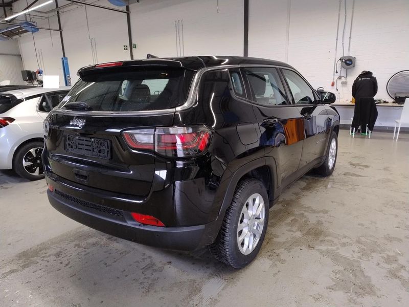 Jeep Compass 1.5 GSE T4 e-Hybrid Altitude — zdjęcie 3