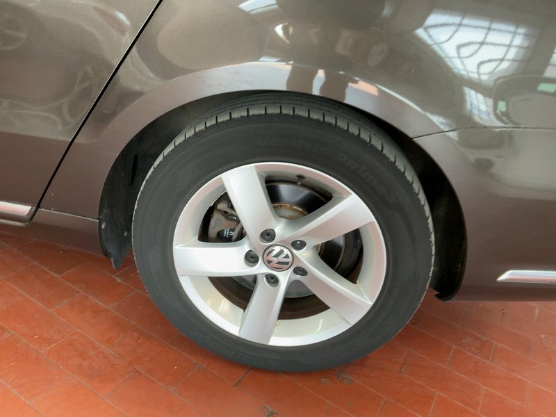 Volkswagen Passat 2.0 TDI Comfortline BlueMotion Tech 2014 – снимка 5