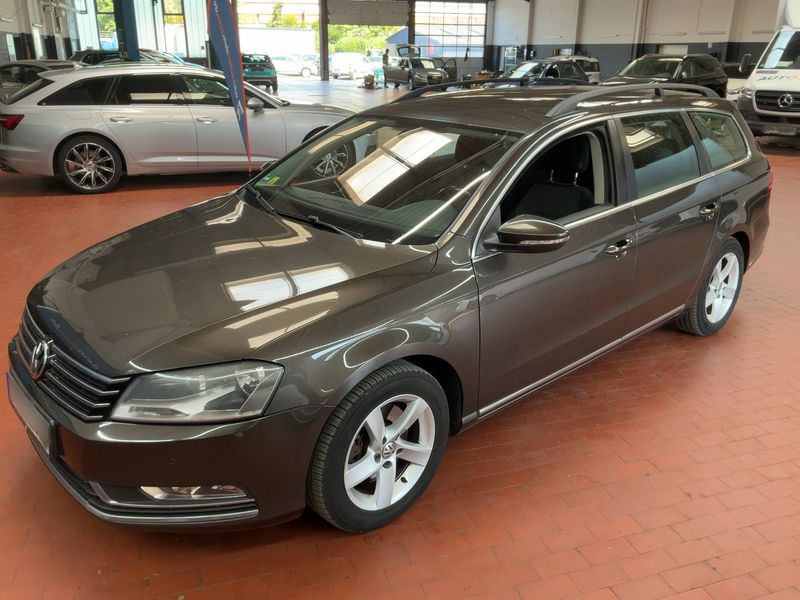 Volkswagen Passat 2.0 TDI Comfortline BlueMotion Tech 2014 – снимка 2