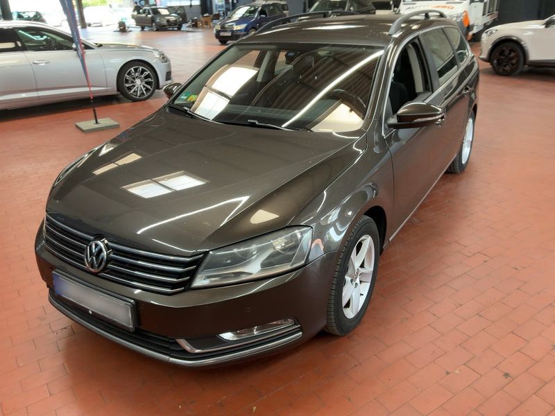 Volkswagen Passat 2.0 TDI Comfortline BlueMotion Tech 2014 – снимка 1