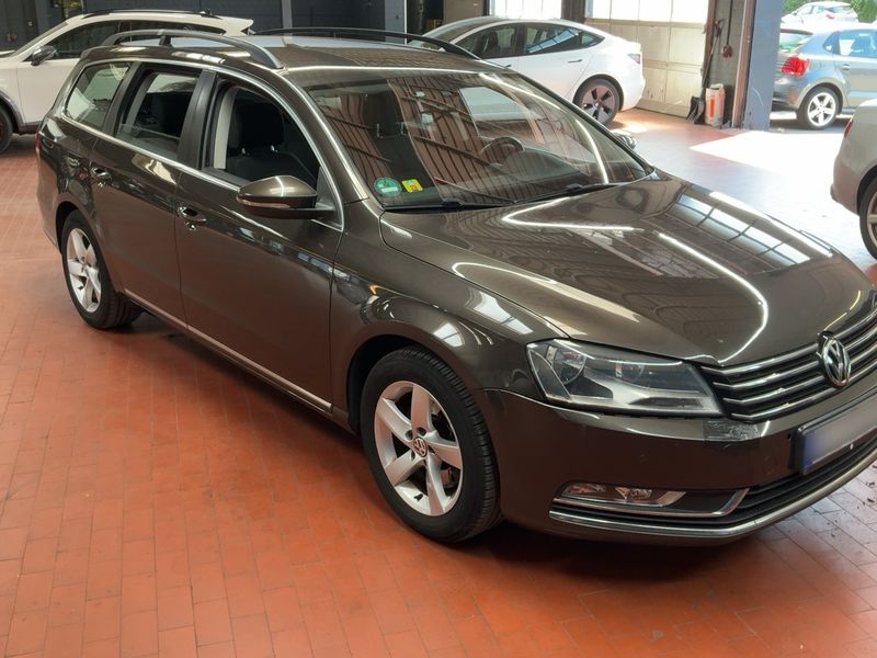 Volkswagen Passat 2.0 TDI Comfortline BlueMotion Tech 2014 – снимка 12