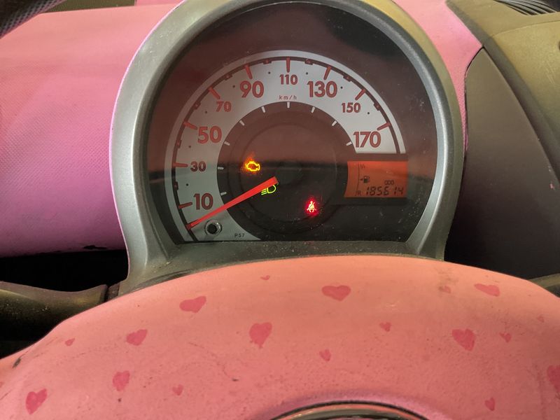 Toyota Aygo 1.0 Club — zdjęcie 4