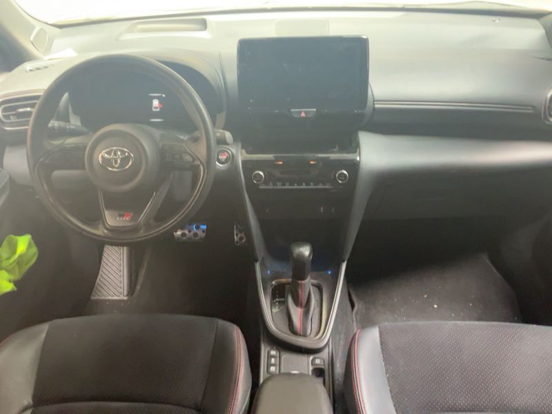 Toyota Yaris Cross 1.5 Hybrid 2WD GR Sport — zdjęcie 12