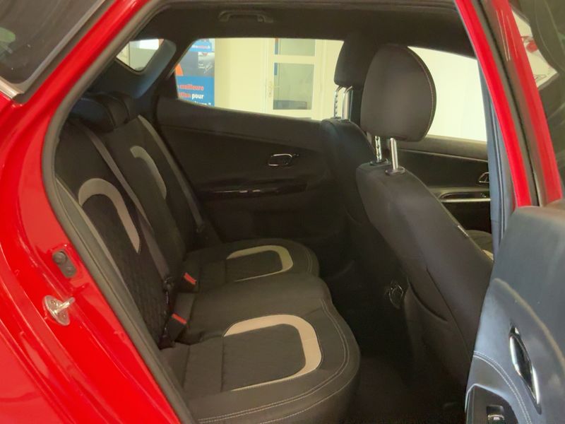 Kia cee'd 1.6 CRDi GT Line — zdjęcie 14