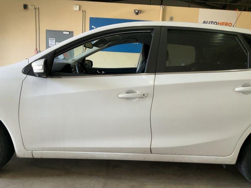 Nissan Pulsar 1.5 Turbodiesel Acenta Launch Edition — zdjęcie 4