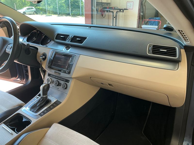 Volkswagen CC 2.0 TDI BlueMotion Tech 2015 – снимка 27
