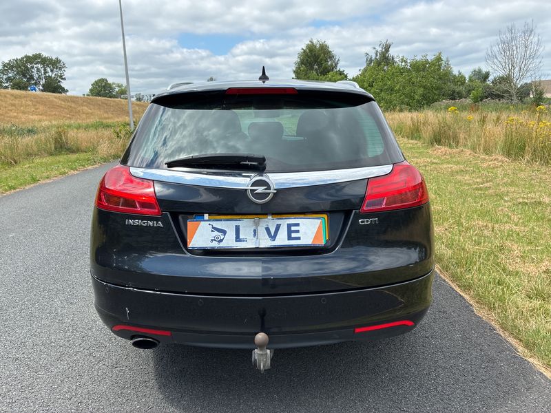 Opel Insignia Sports Tourer 2.0 CDTI Sport — zdjęcie 4