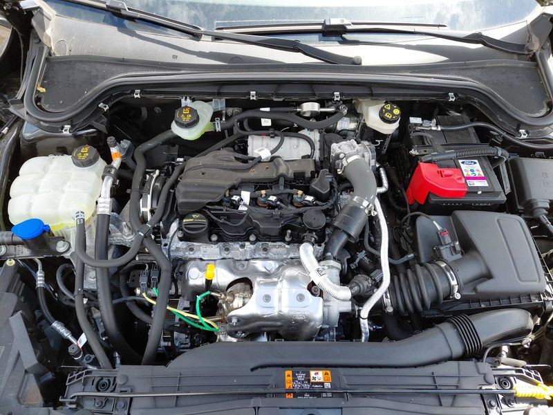 Ford Focus 1.5 TDCi EcoBlue ST-Line — zdjęcie 8