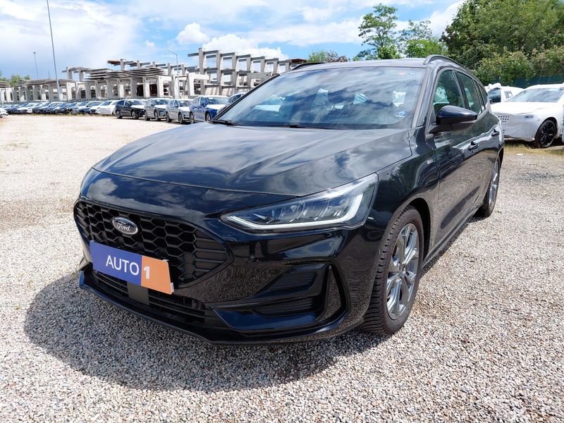 Ford Focus 1.5 TDCi EcoBlue ST-Line — zdjęcie 1