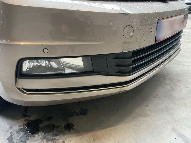Volkswagen Touran 2.0 TDI Highline BlueMotion Tech 2016 – снимка 35