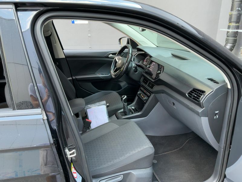Volkswagen T-Cross 1.0 TSI Life 2020 – снимка 17