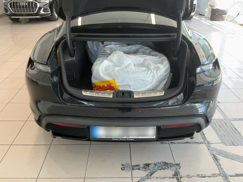 Porsche Taycan GTS — zdjęcie 10