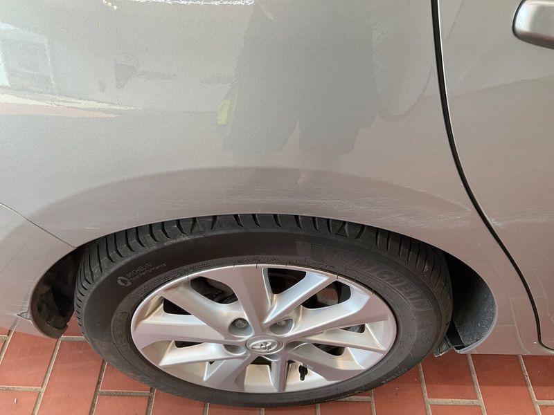 Toyota Auris Touring Sports 1.6 Life+ 2013 – снимка 25