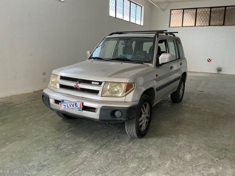 Mitsubishi Pajero 2.0 GDI 2000