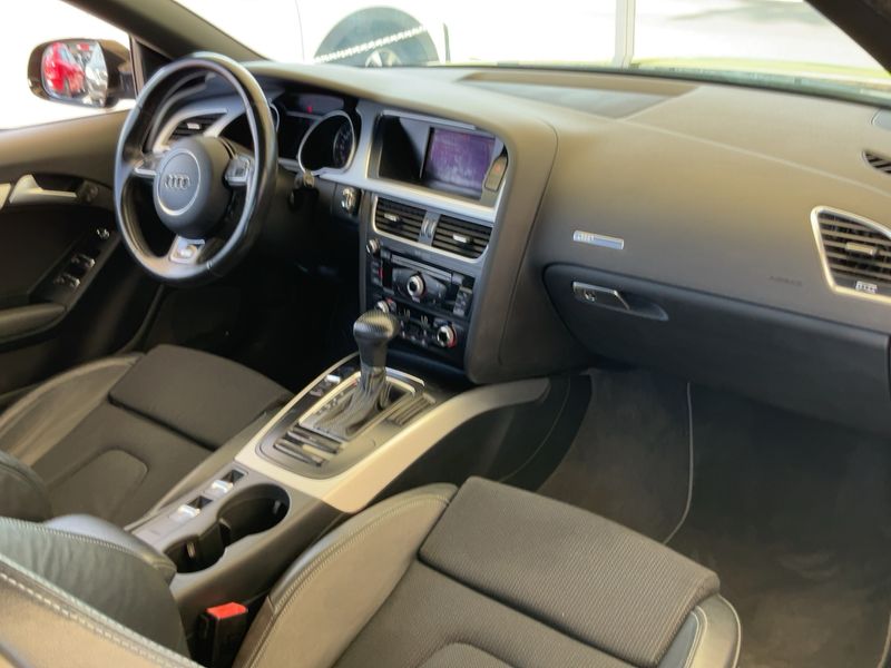 Audi A5 2.0 TDI — zdjęcie 12