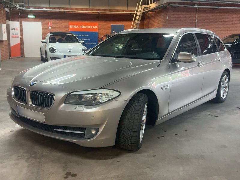 BMW 5er 520d 2011 – снимка 1