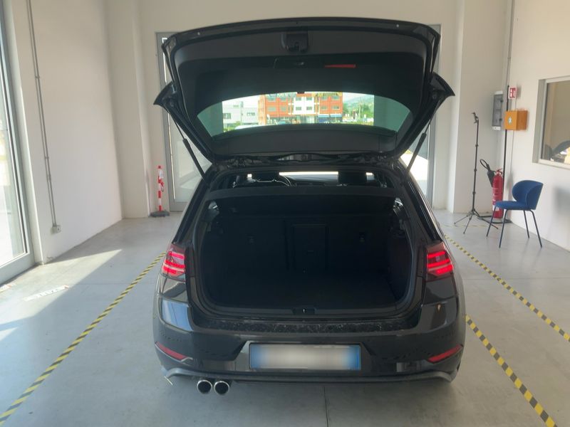 Volkswagen Golf VII 2.0 TDI GTD BlueMotion Tech 2019 – снимка 15