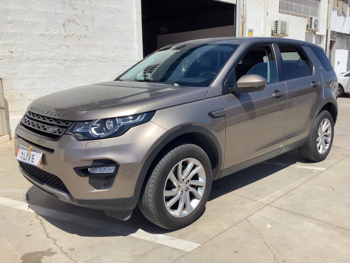 Land Rover 2016 — photo 1
