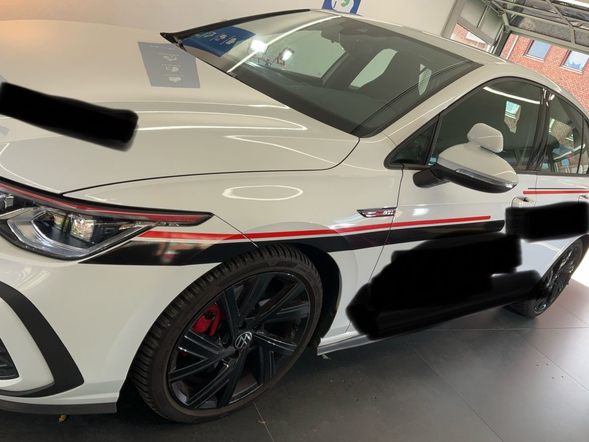 Volkswagen Golf VIII 2.0 TSI GTI