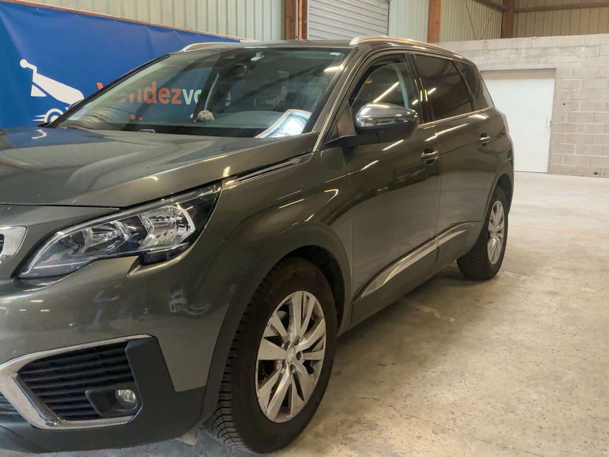 Peugeot 5008 d'occasion