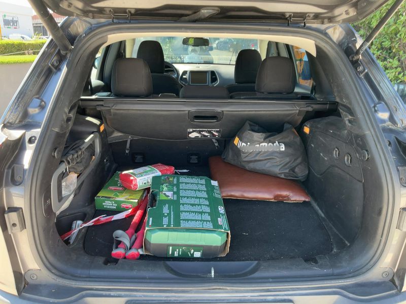 Jeep Cherokee 2.2 M-Jet Longitude 4WD — zdjęcie 10