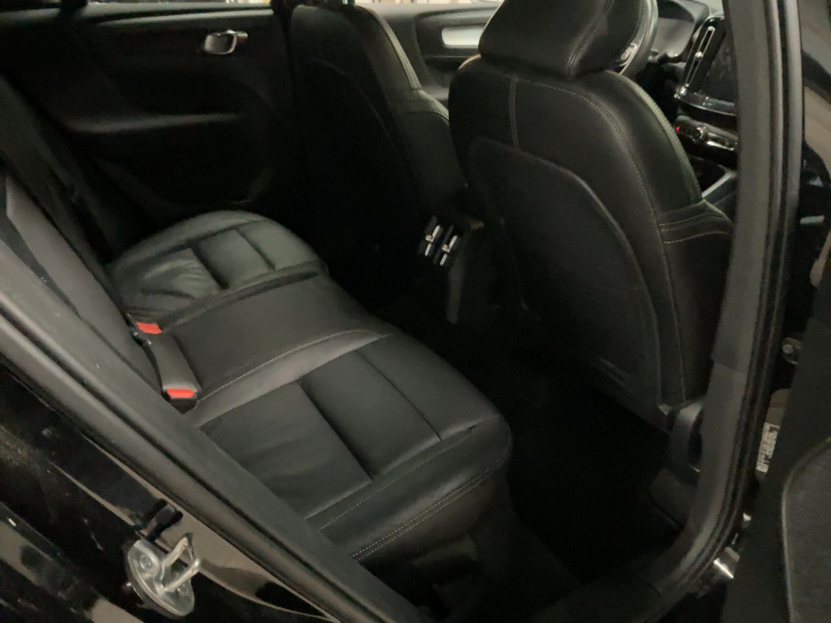 Volvo XC40 2022 — photo 20