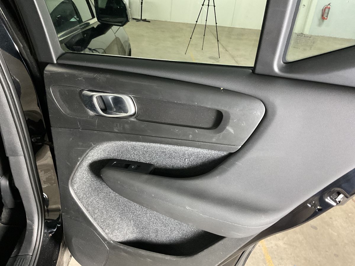 Volvo XC40 2022 — photo 33