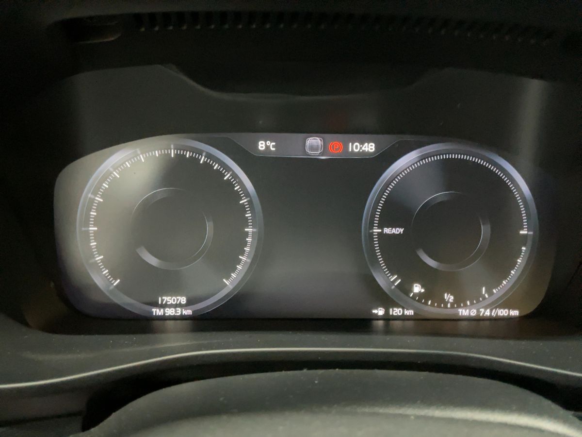 Volvo XC40 2022 — photo 19
