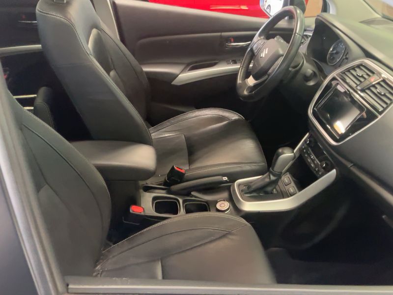 Suzuki SX4 1.4 BoosterJet Comfort+ 4x4 — zdjęcie 11
